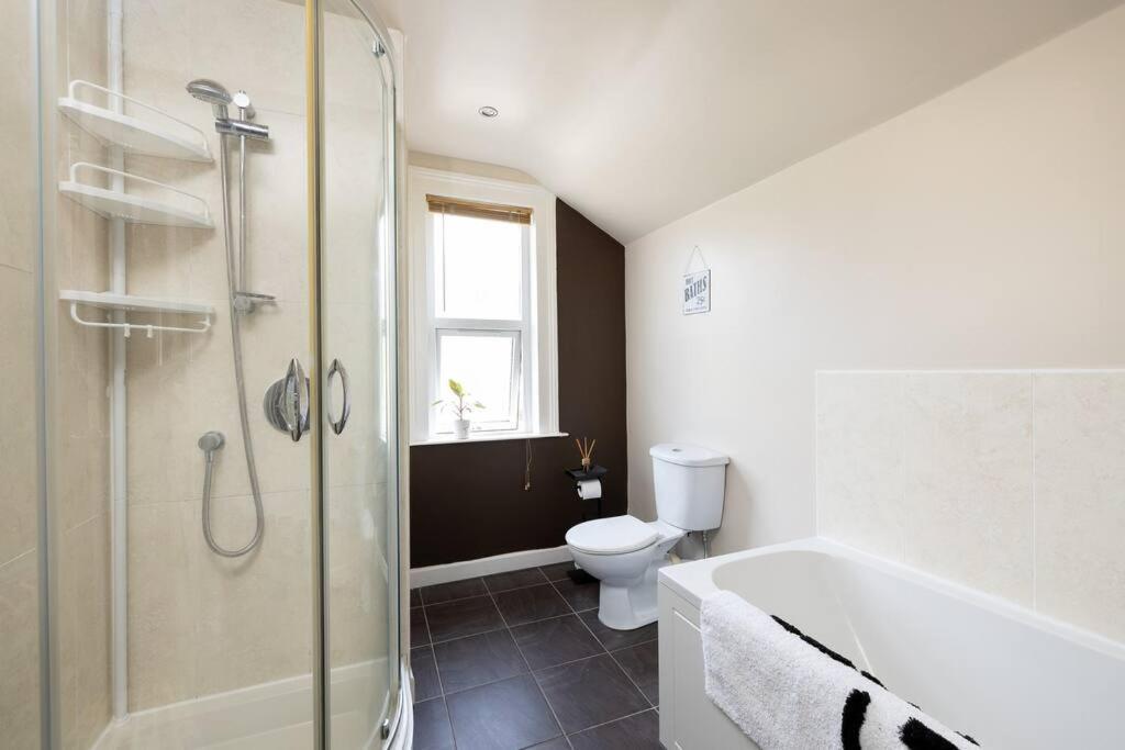 Pure B - Welcoming Bath City 3 Bed House Free Parking & Wifi מראה חיצוני תמונה